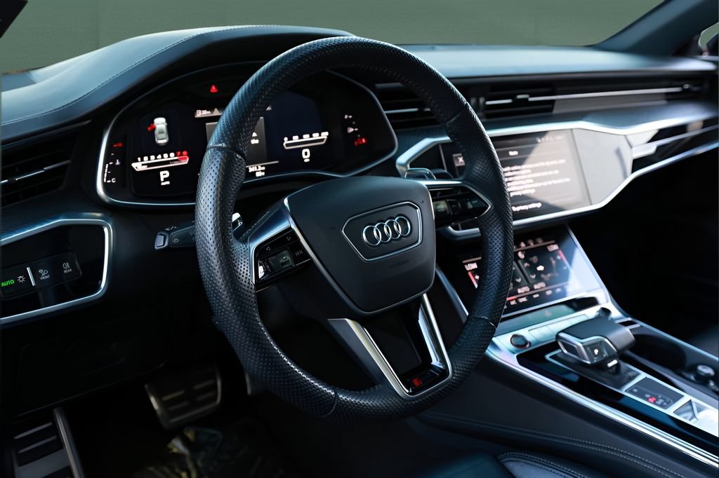 Used 2021 Audi RS 7 Sportback w/ Black Optic Package AWD/4WD image 38