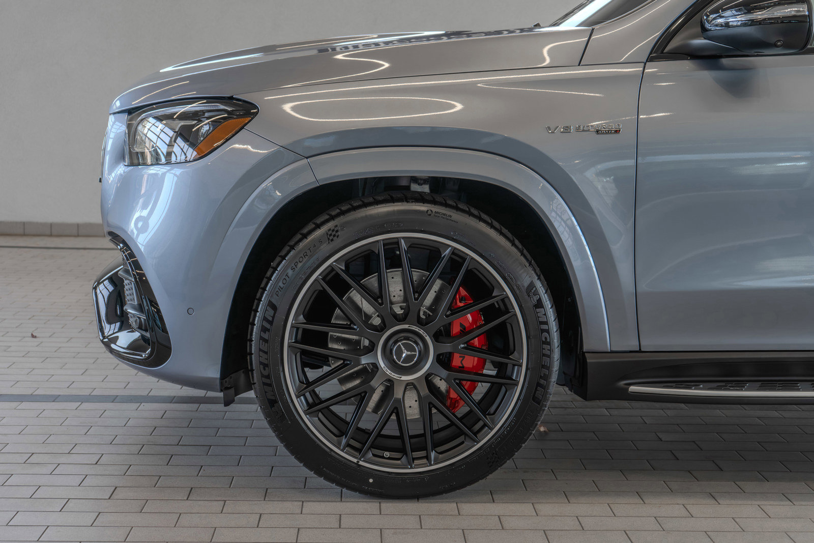 New 2026 Mercedes-Benz GLS 63 AMG 4MATIC image 4