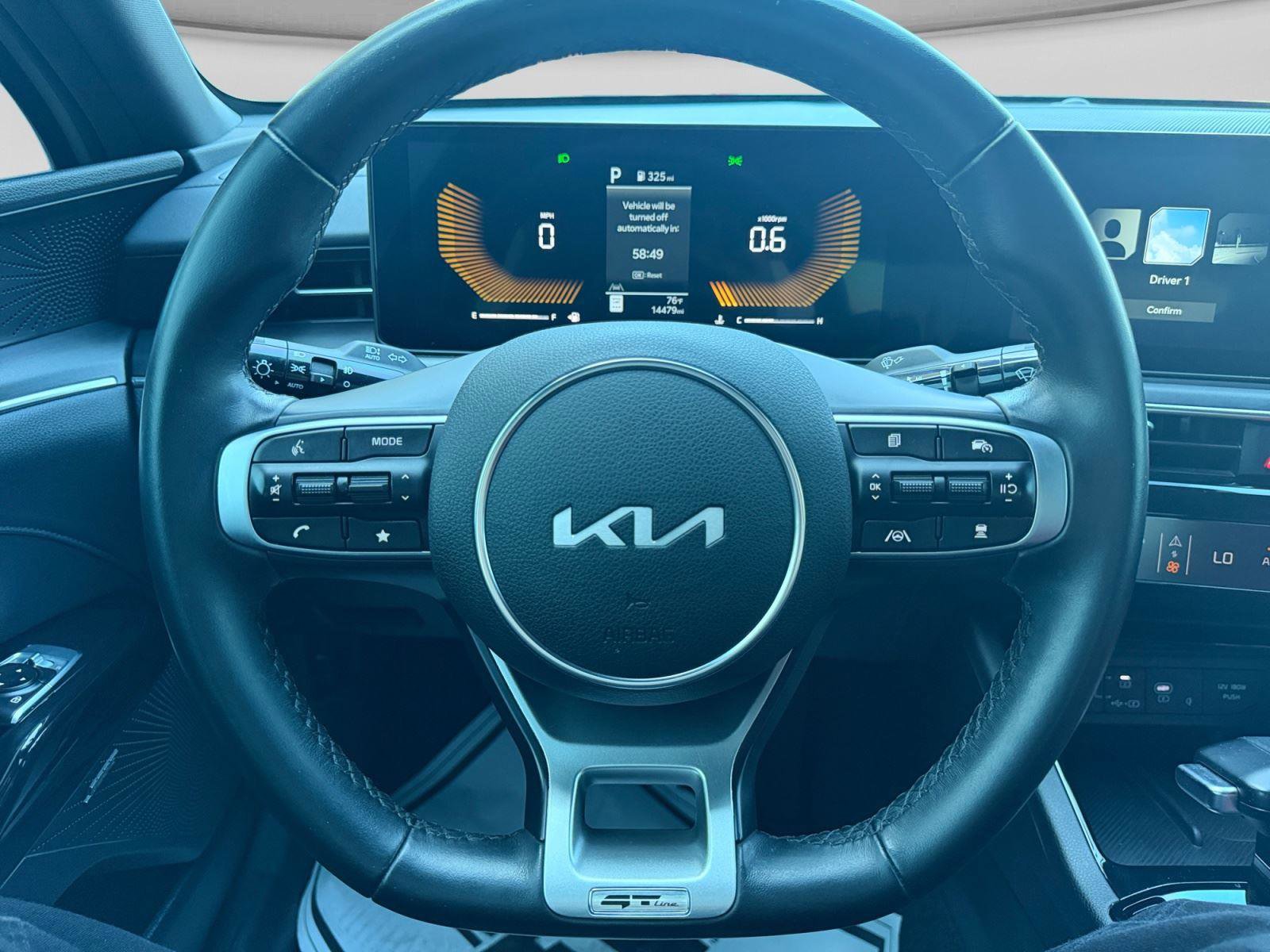 Used 2025 Kia K5 GT-Line w/ GT-Line Premium Package image 15