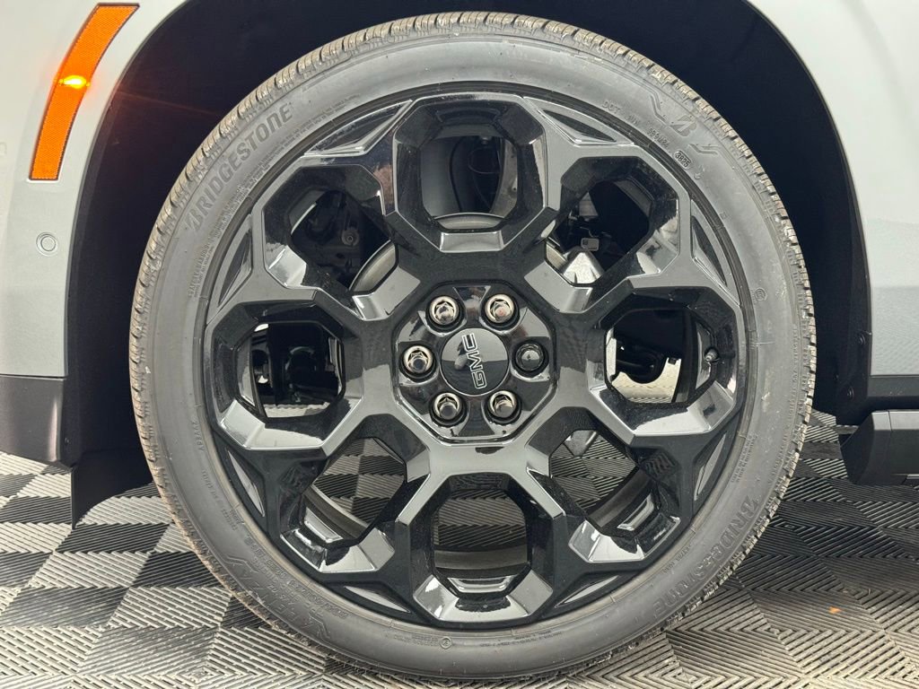 New 2026 GMC Yukon XL Denali w/ Denali Reserve Package image 19