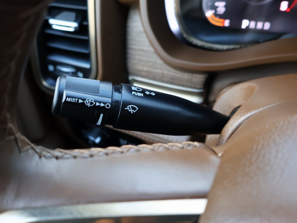 Used 2024 RAM 2500 Limited w/ Towing Technology Group image 17