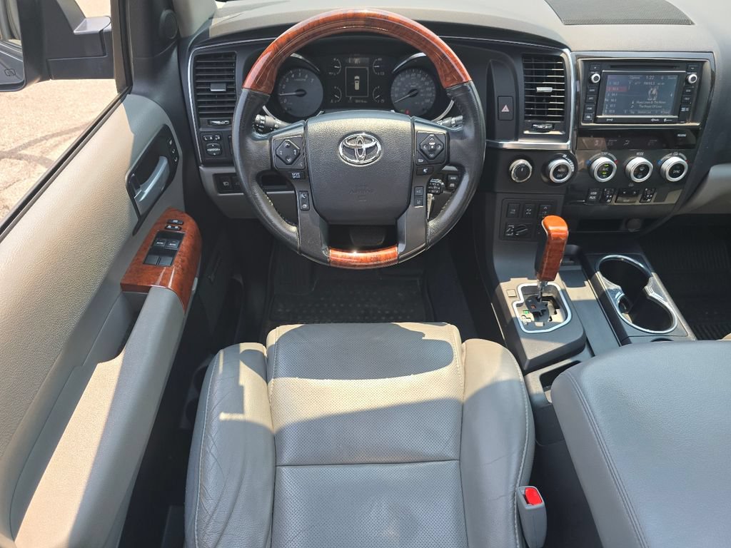 Used 2018 Toyota Sequoia Platinum AWD/4WD image 24