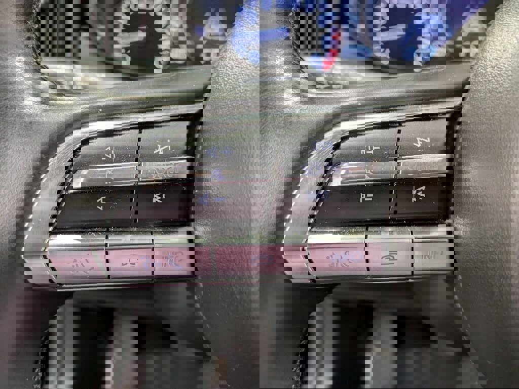 Used 2023 MAZDA CX-50 AWD 2.5 S w/ Select Package image 16