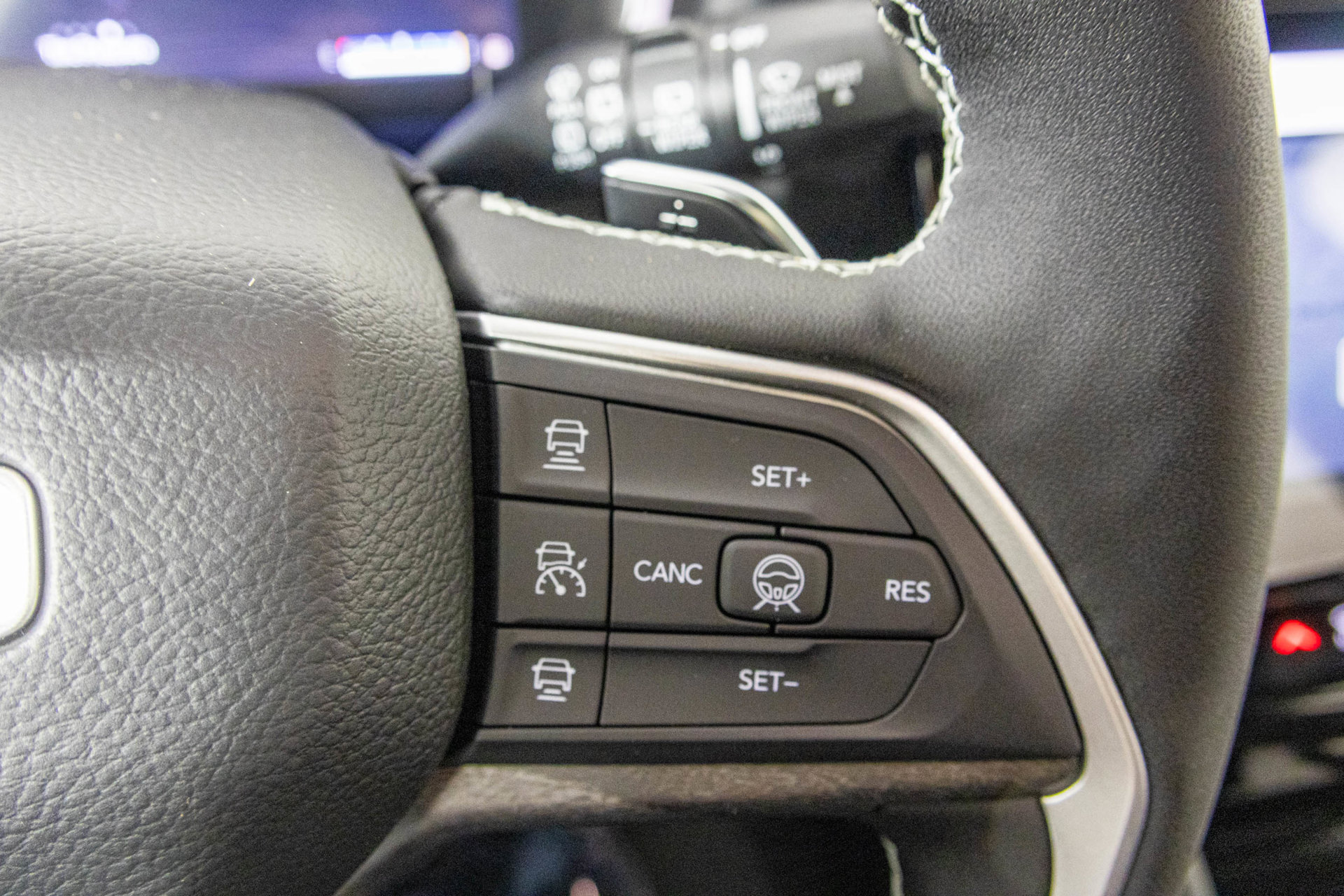 New 2026 Jeep Grand Cherokee Altitude AWD/4WD image 35