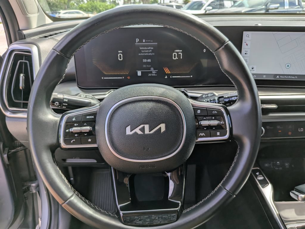 Certified 2025 Kia Sorento S FWD image 31