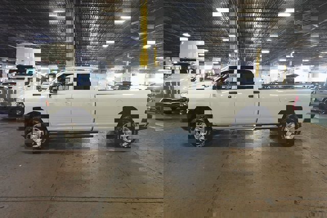 Used 2024 RAM 3500 Tradesman w/ Snow Chief Group image 2