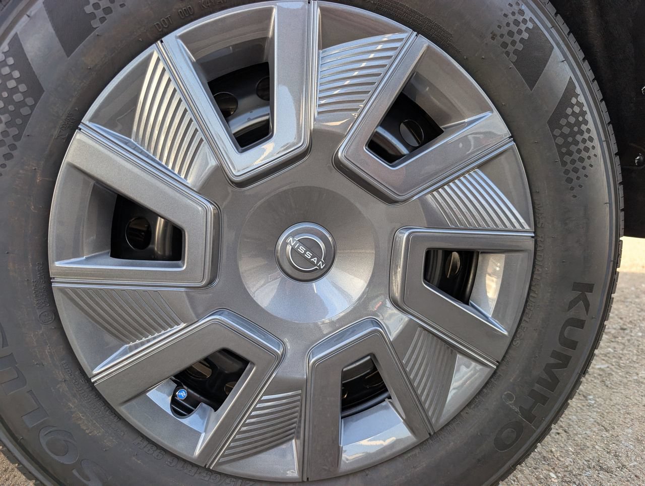 New 2026 Nissan Kicks S FWD image 6