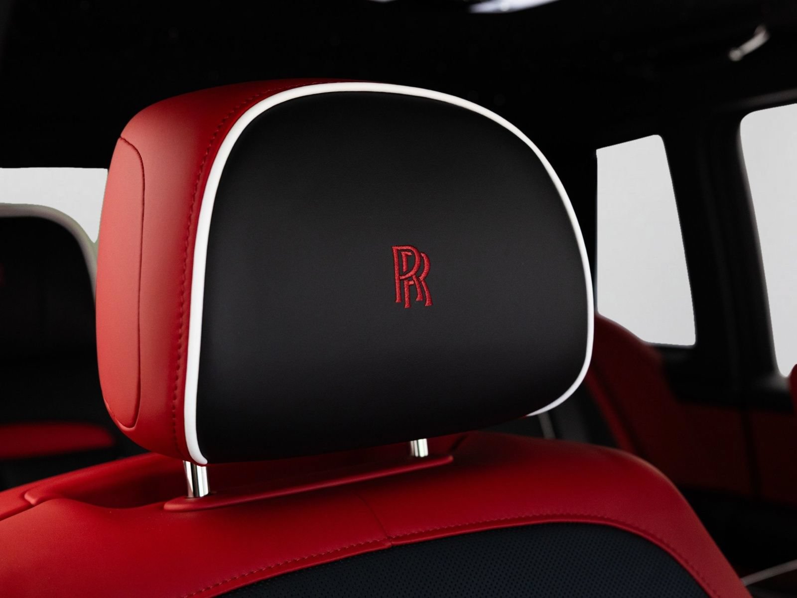 New 2027 Rolls-Royce Cullinan Black Badge AWD/4WD image 39