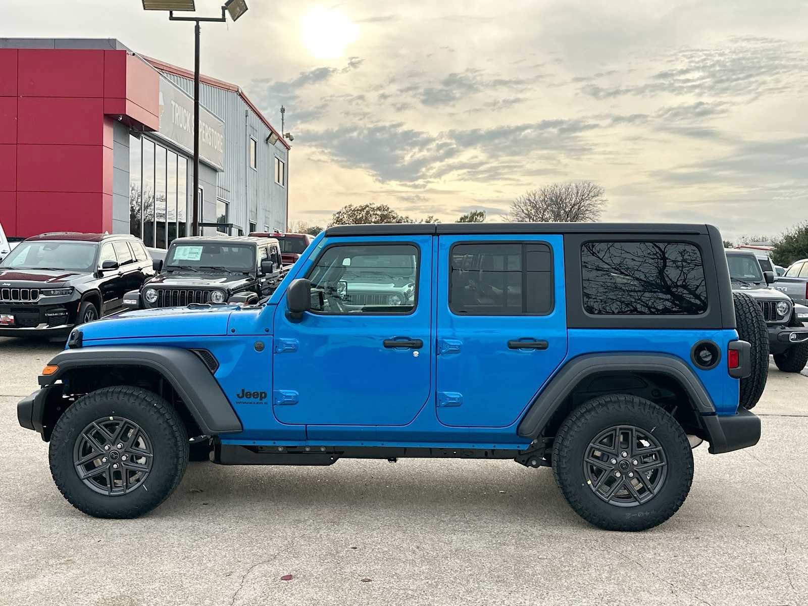 New 2026 Jeep Wrangler Unlimited Sport AWD/4WD image 12