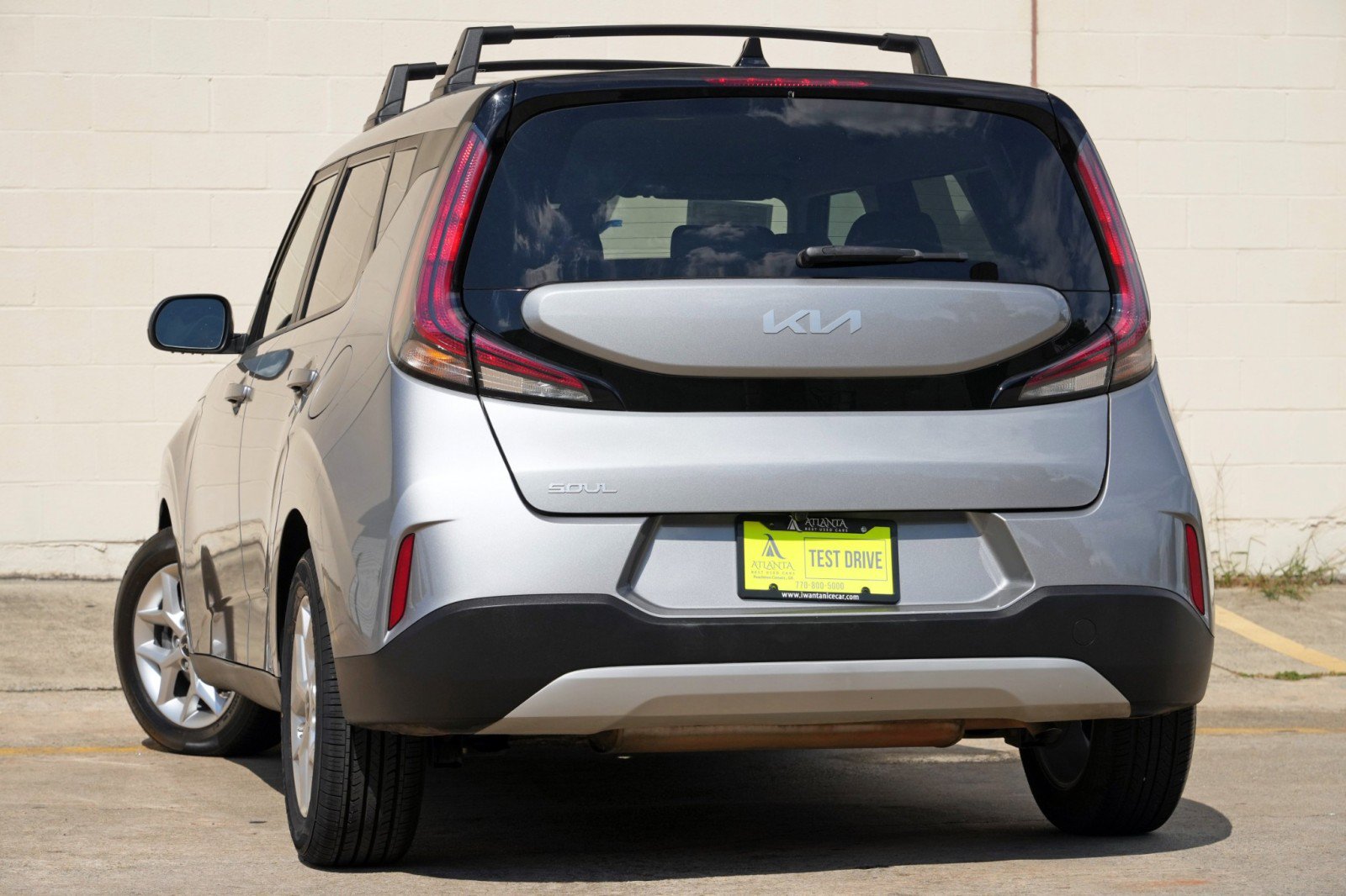Used 2023 Kia Soul LX w/ LX Technology Package FWD image 5