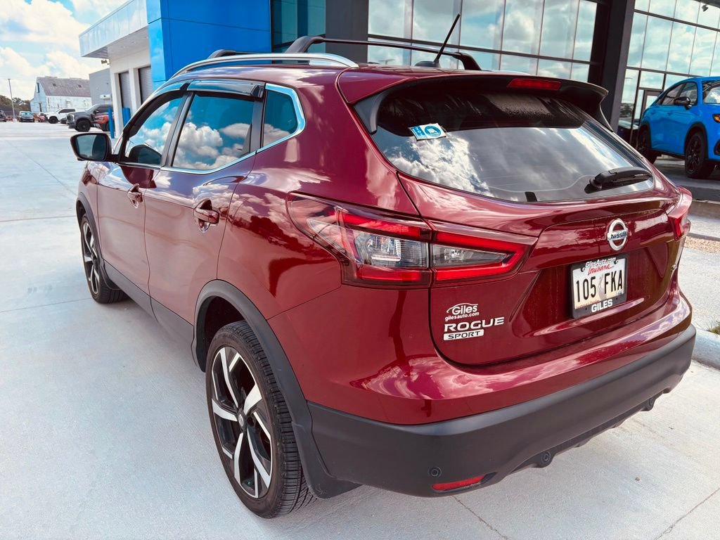 Used 2021 Nissan Rogue Sport SL FWD image 5