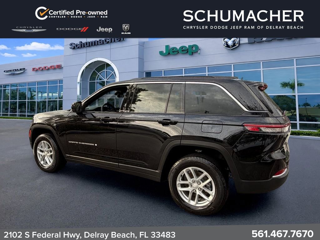 Used 2025 Jeep Grand Cherokee Laredo X w/ Luxury Tech Group I RWD image 5