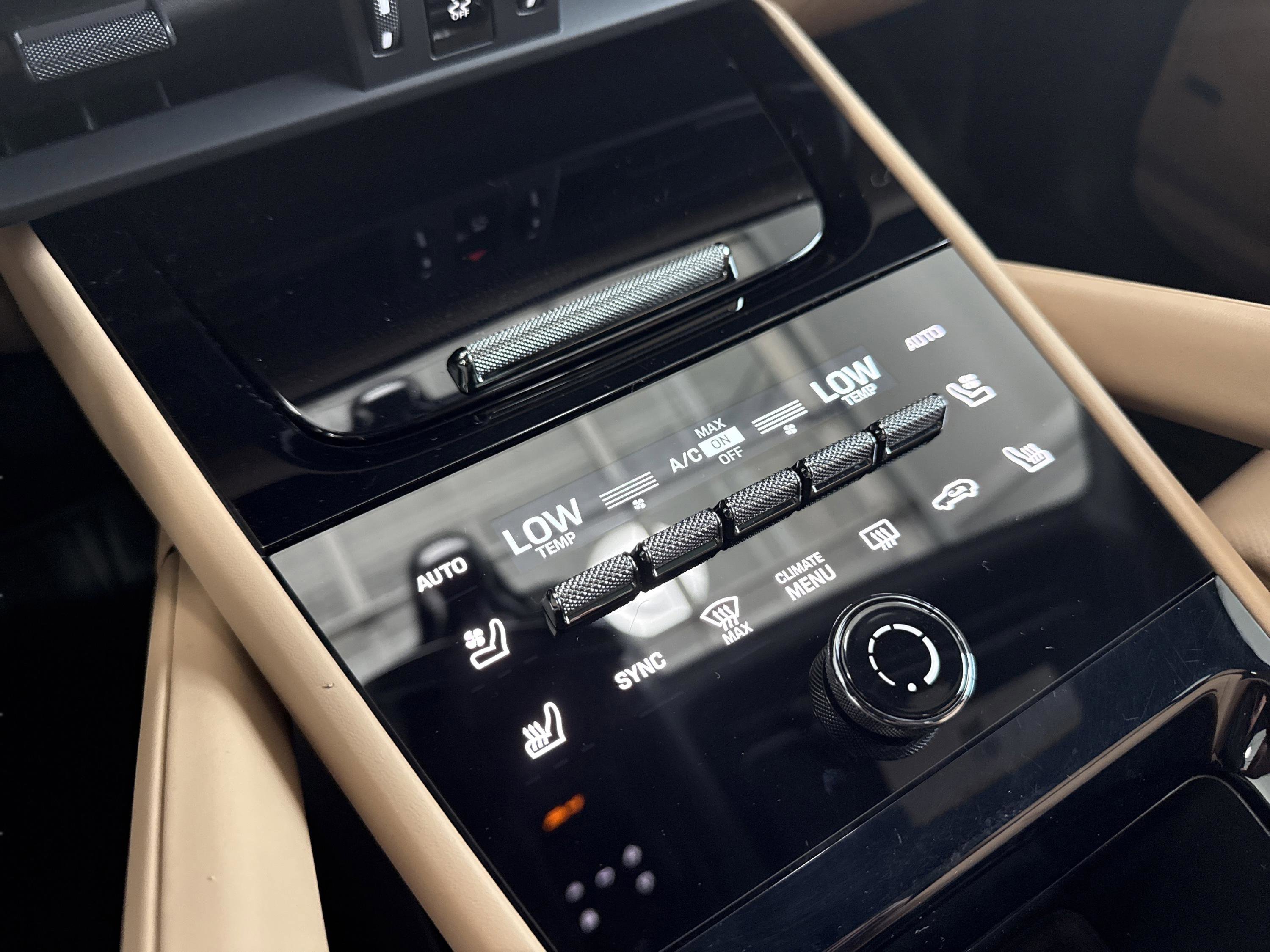 Used 2024 Porsche Cayenne image 52