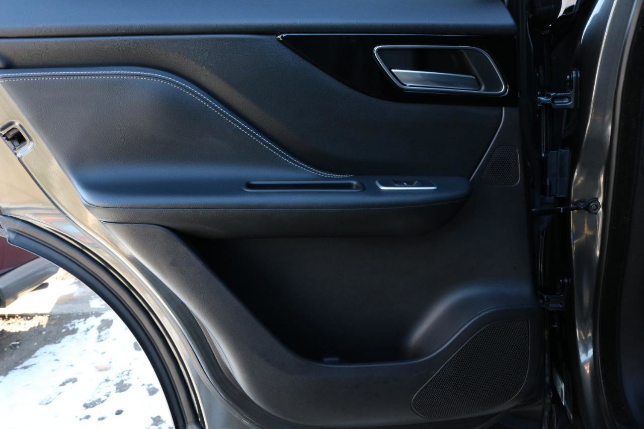 Used 2018 Jaguar F-PACE R-Sport AWD/4WD image 38