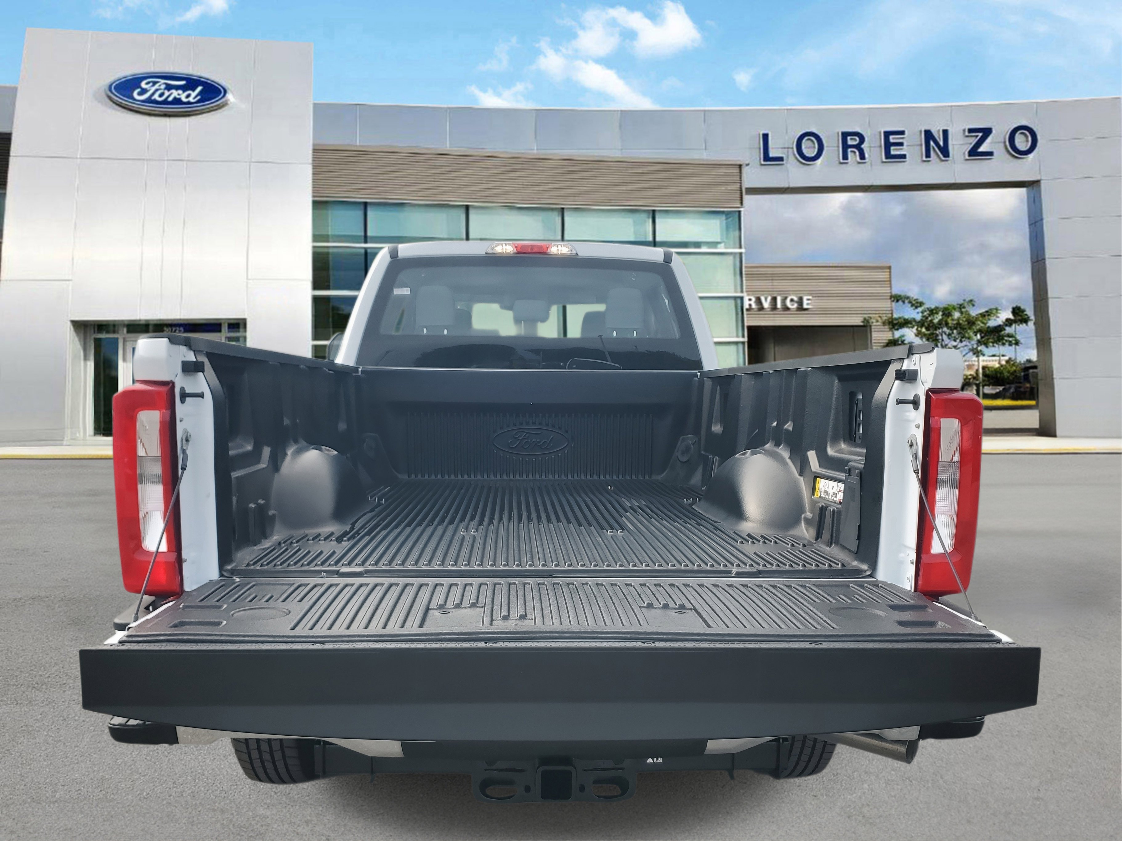 New 2026 Ford F250 XL w/ XL Chrome Package image 9