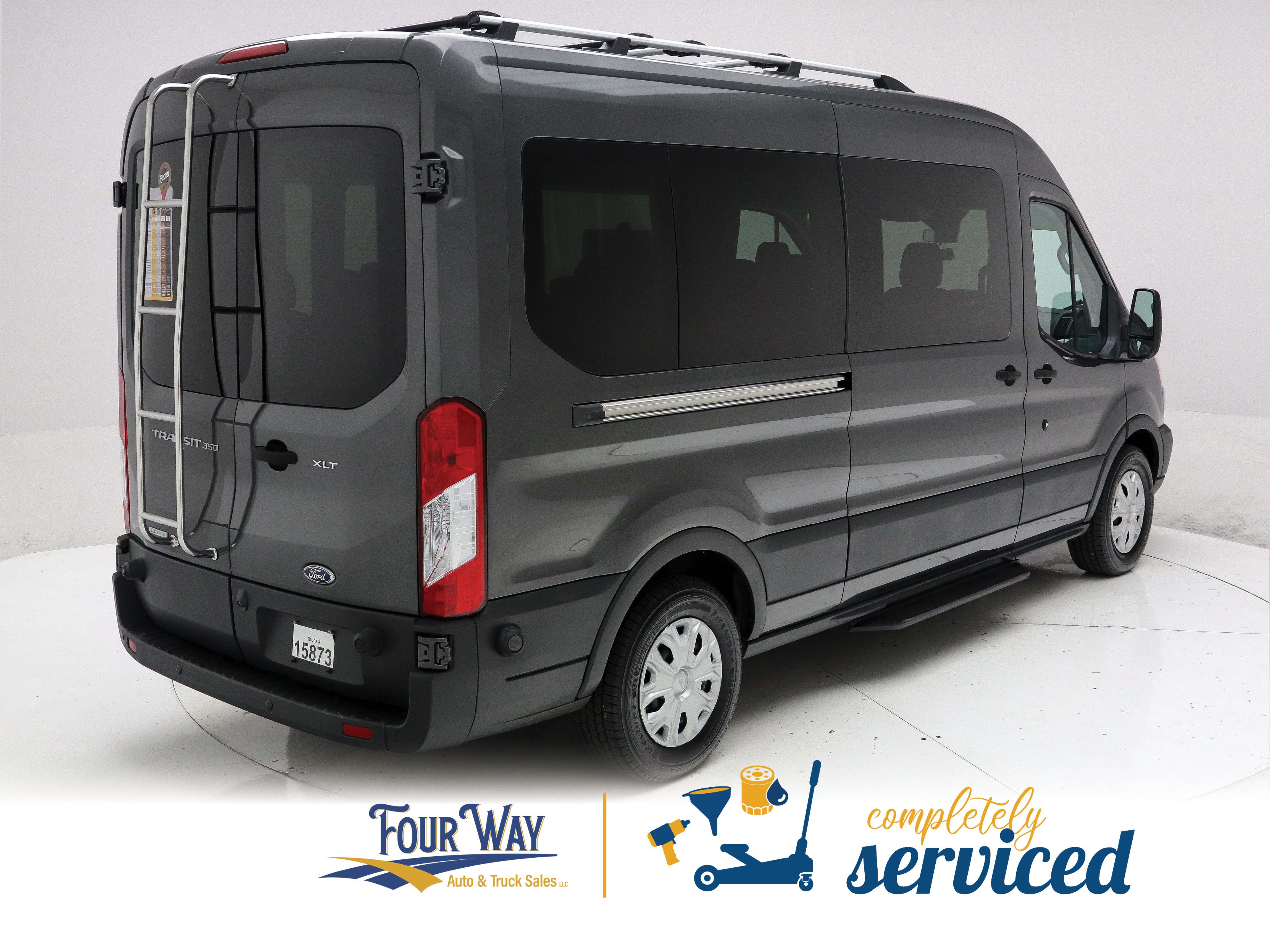 Used 2016 Ford Transit 350 XLT RWD image 4