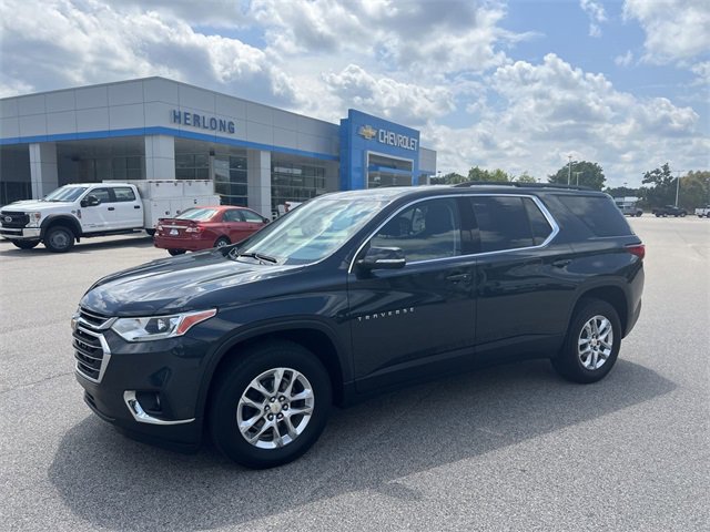 Used 2021 Chevrolet Traverse LT