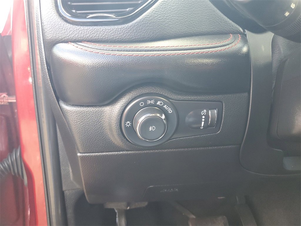 Used 2023 Dodge Durango GT image 17