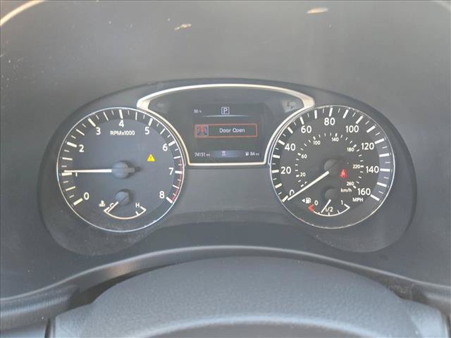 Used 2020 Nissan Pathfinder S FWD image 11