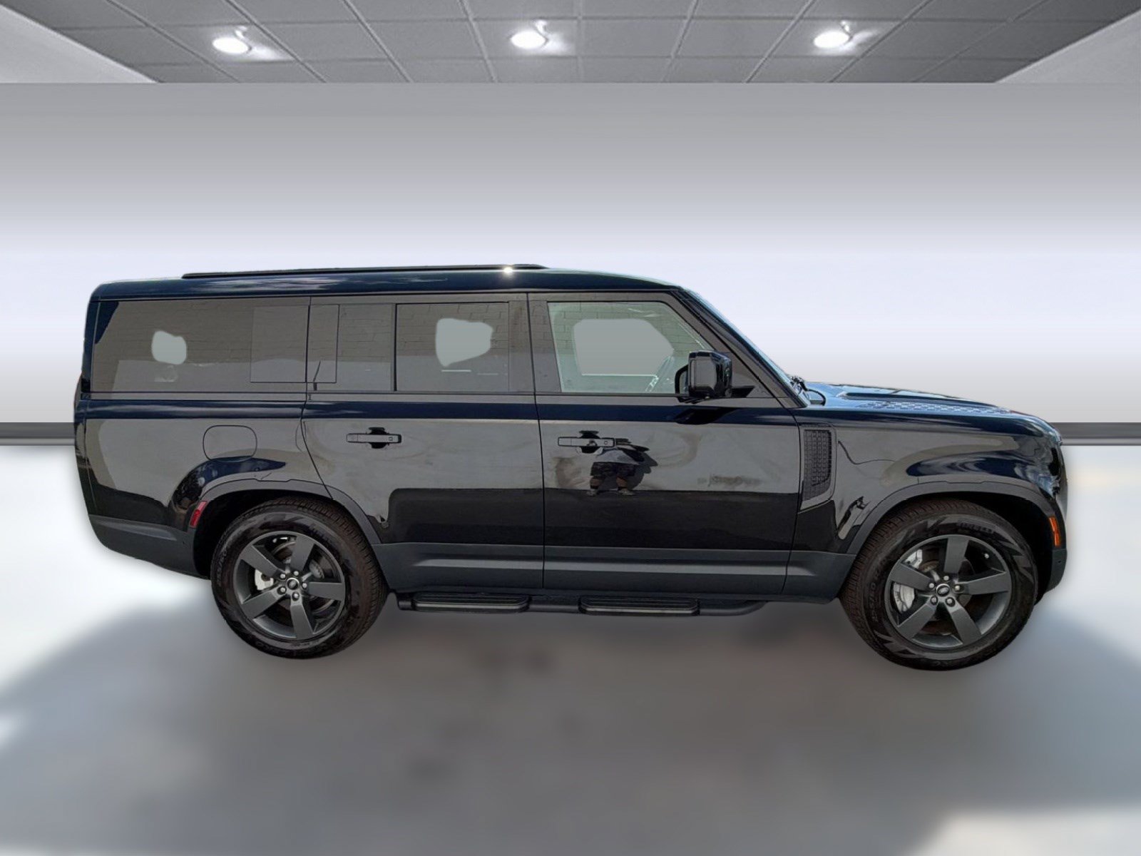 Used 2025 Land Rover Defender 130 S AWD/4WD image 8