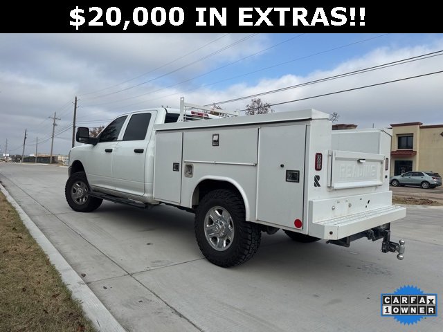 Used 2024 RAM 3500 Tradesman w/ Chrome Appearance Group image 9