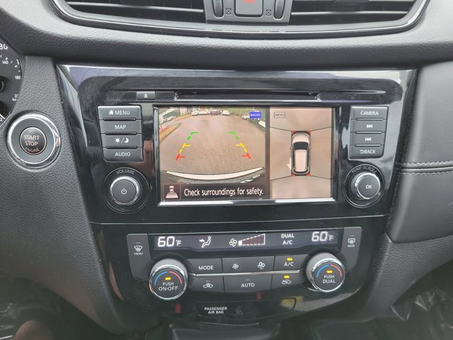 Used 2018 Nissan Rogue SL w/ Premium Package image 29