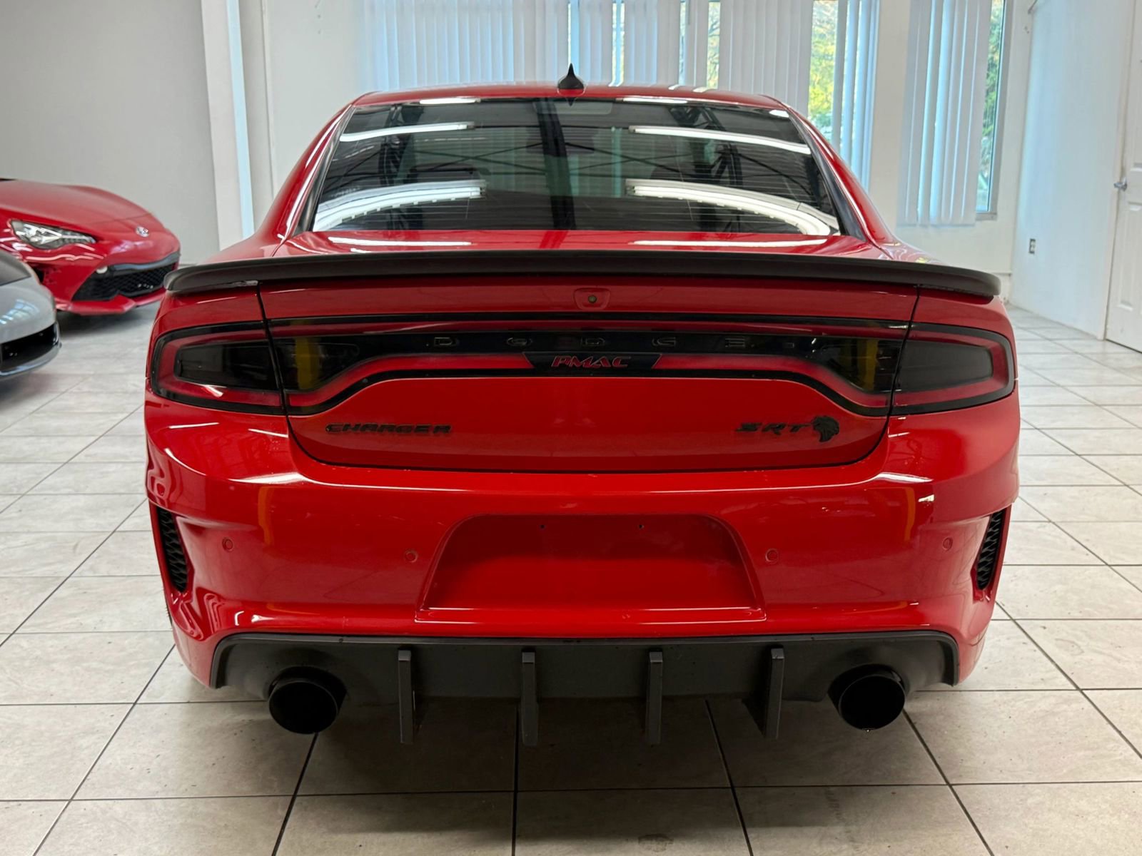 Used 2021 Dodge Charger SRT Hellcat w/ Carbon/Suede Interior Package RWD image 8