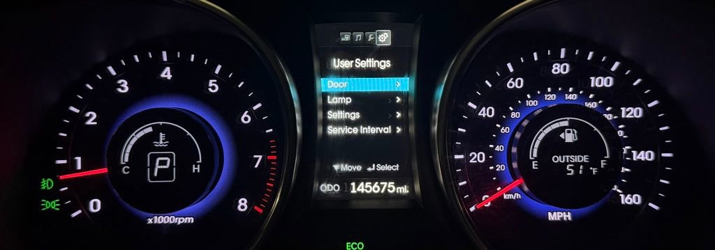 Used 2016 Hyundai Santa Fe Sport w/ Option Group 03 image 17