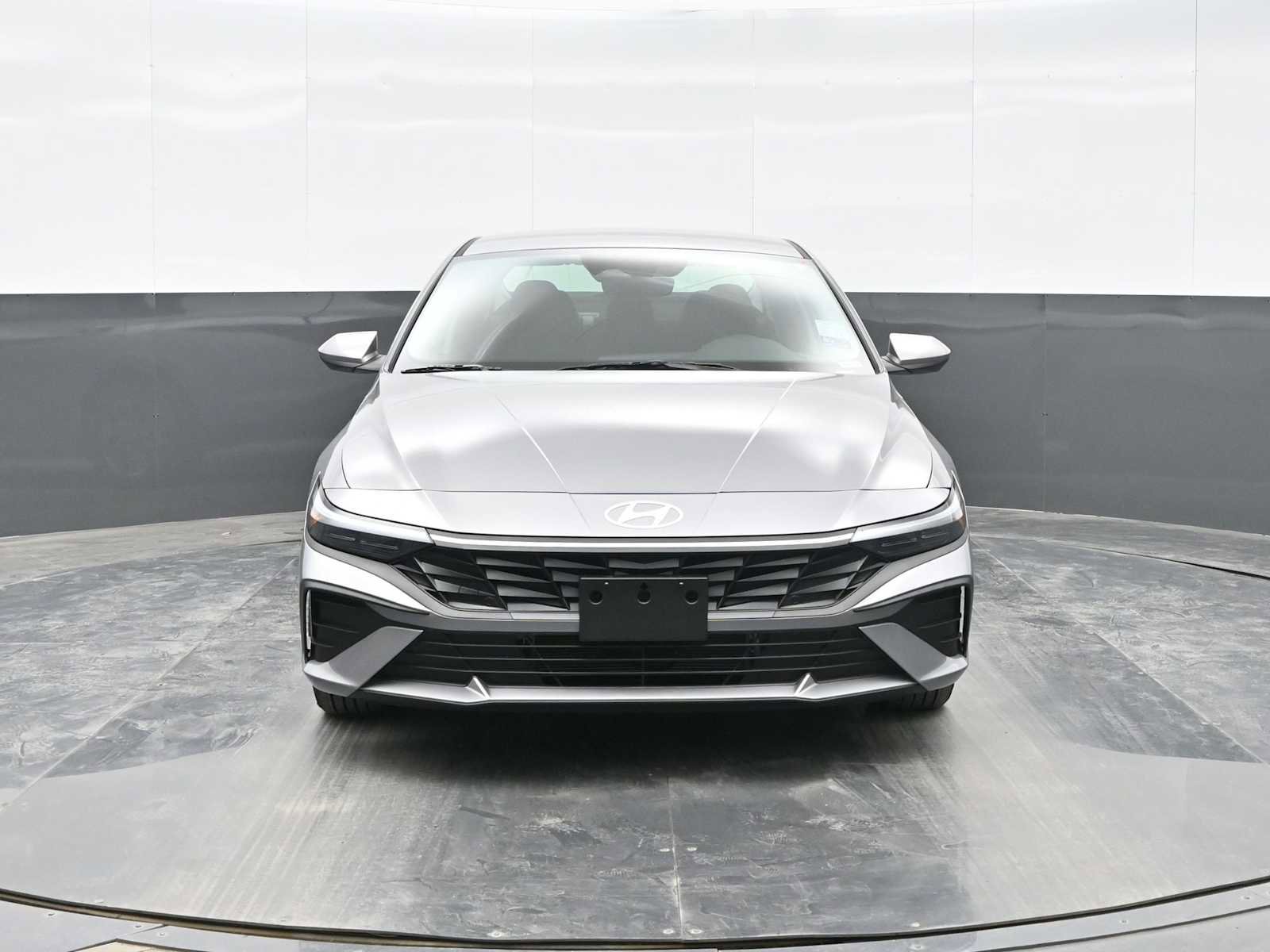 New 2026 Hyundai Elantra Blue image 3