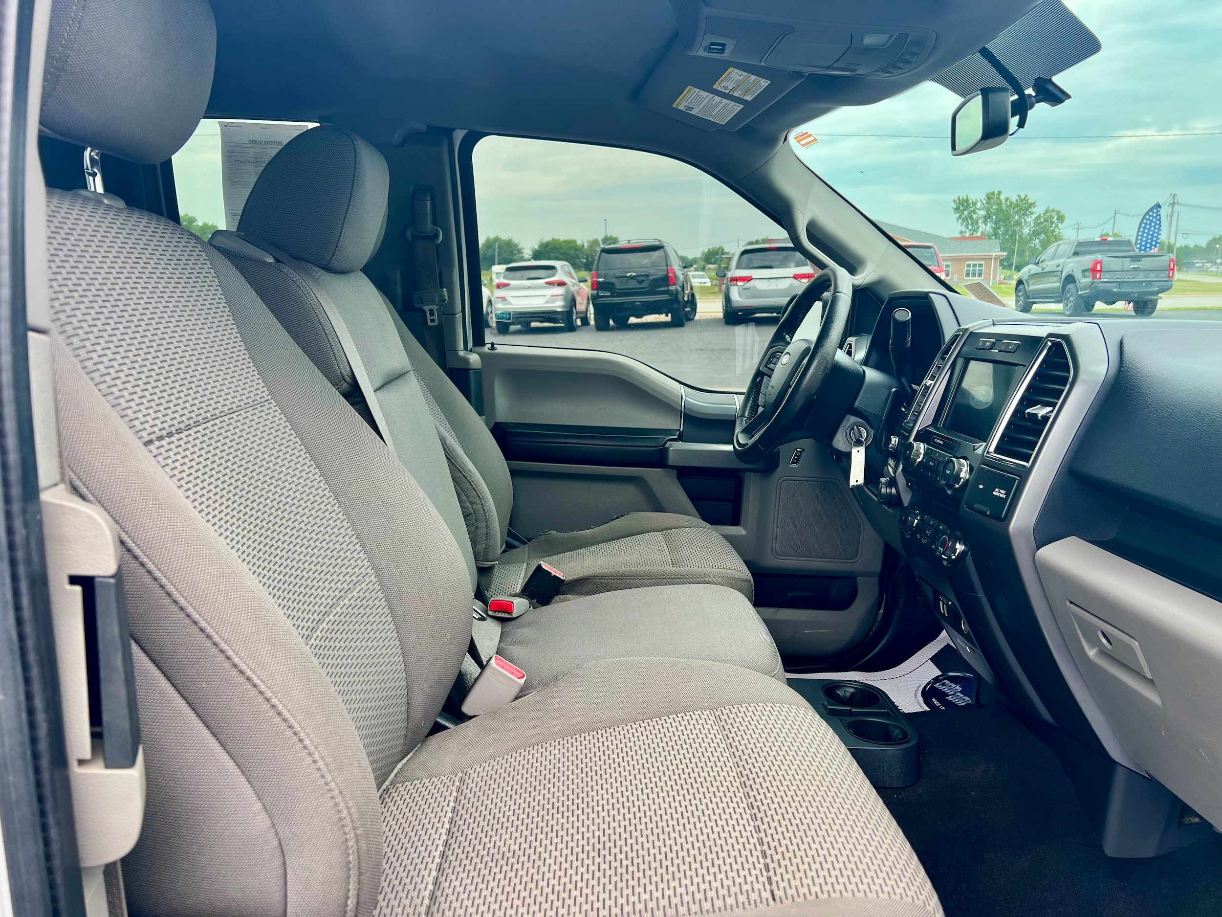 Used 2016 Ford F150 XLT w/ Equipment Group 302A Luxury AWD/4WD image 17