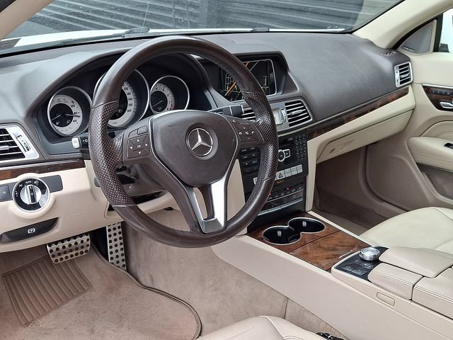 Used 2014 Mercedes-Benz E 350 Cabriolet image 4