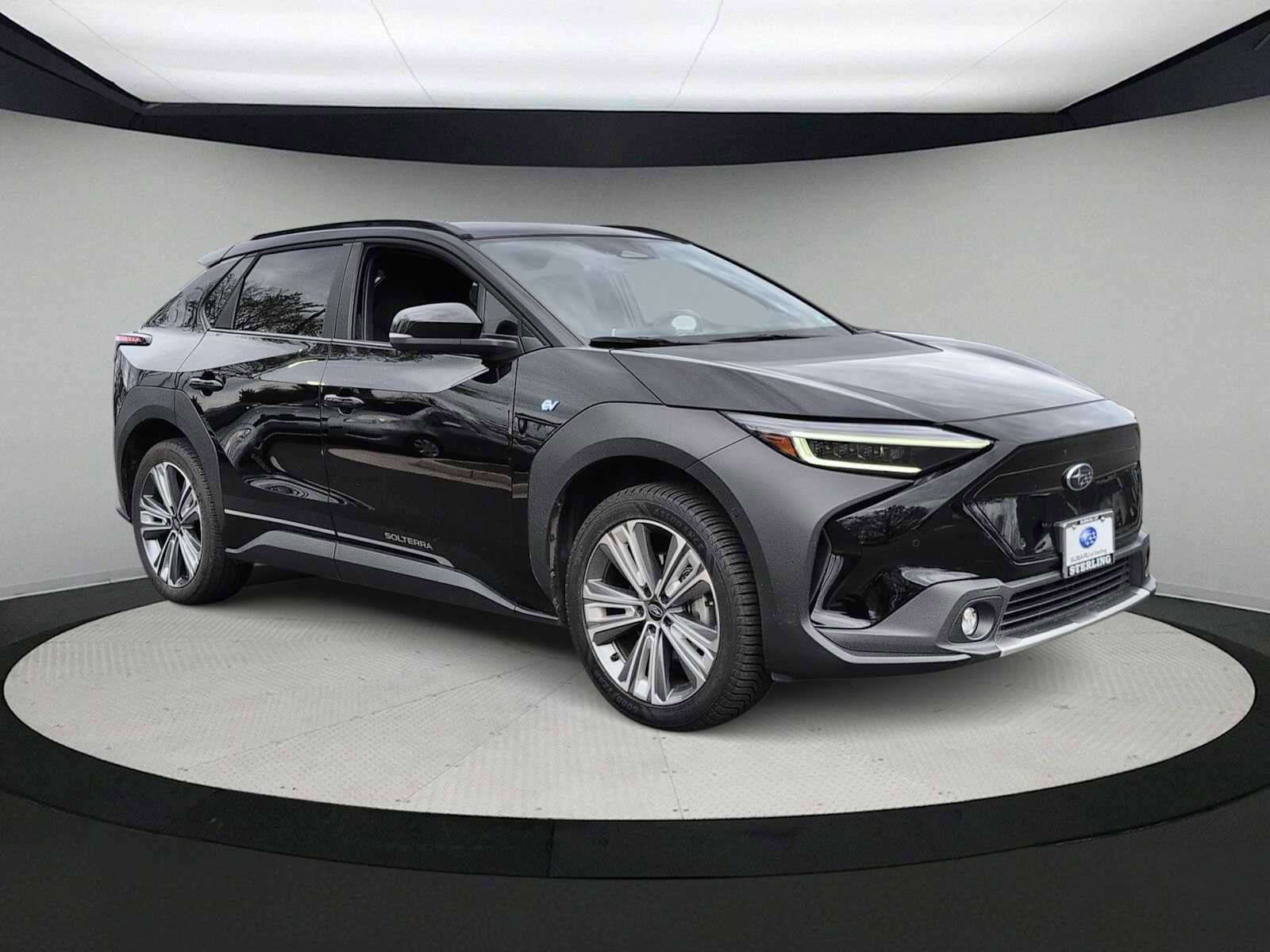 Certified 2024 Subaru Solterra Limited image 2