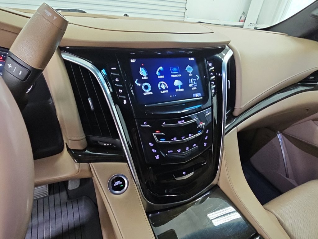 Used 2019 Cadillac Escalade ESV Platinum RWD image 14