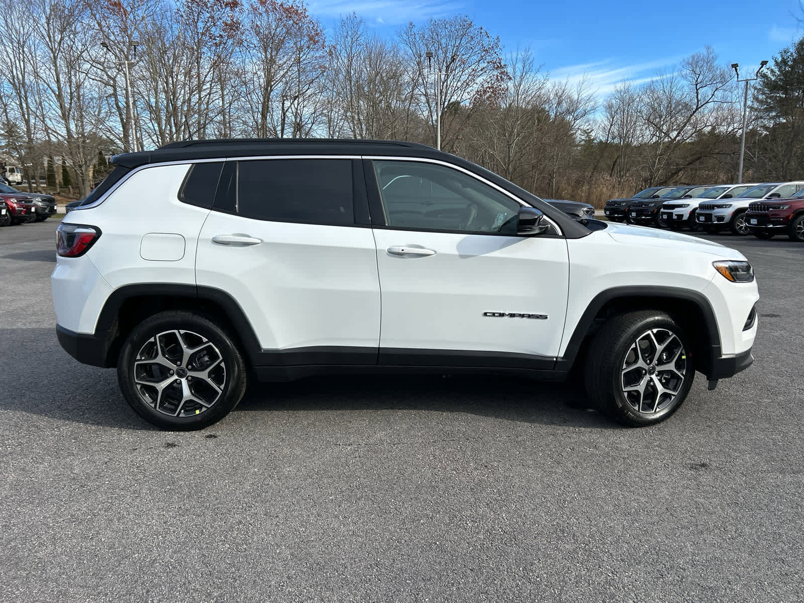 New 2026 Jeep Compass Limited image 4