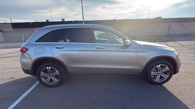 Used 2022 Mercedes-Benz GLC 300 image 6