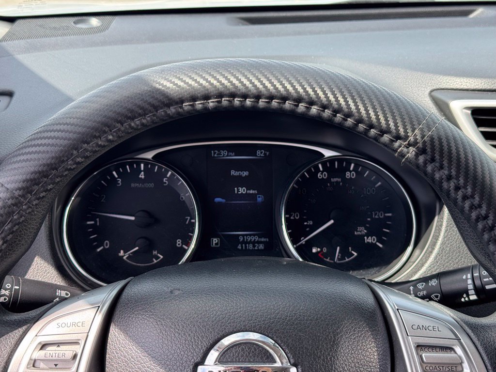 Used 2015 Nissan Rogue S AWD/4WD image 29