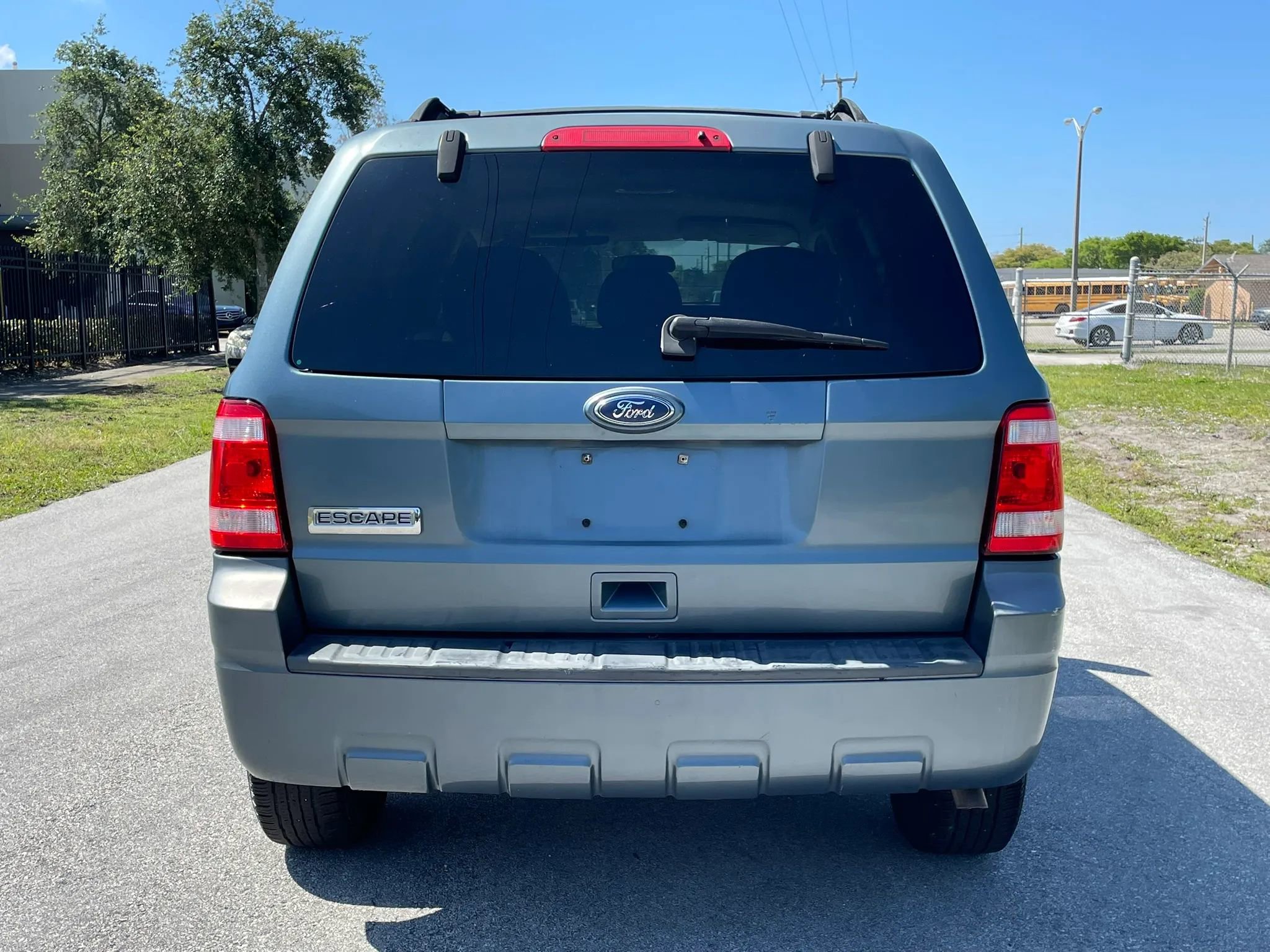 Used 2010 Ford Escape XLS FWD image 9