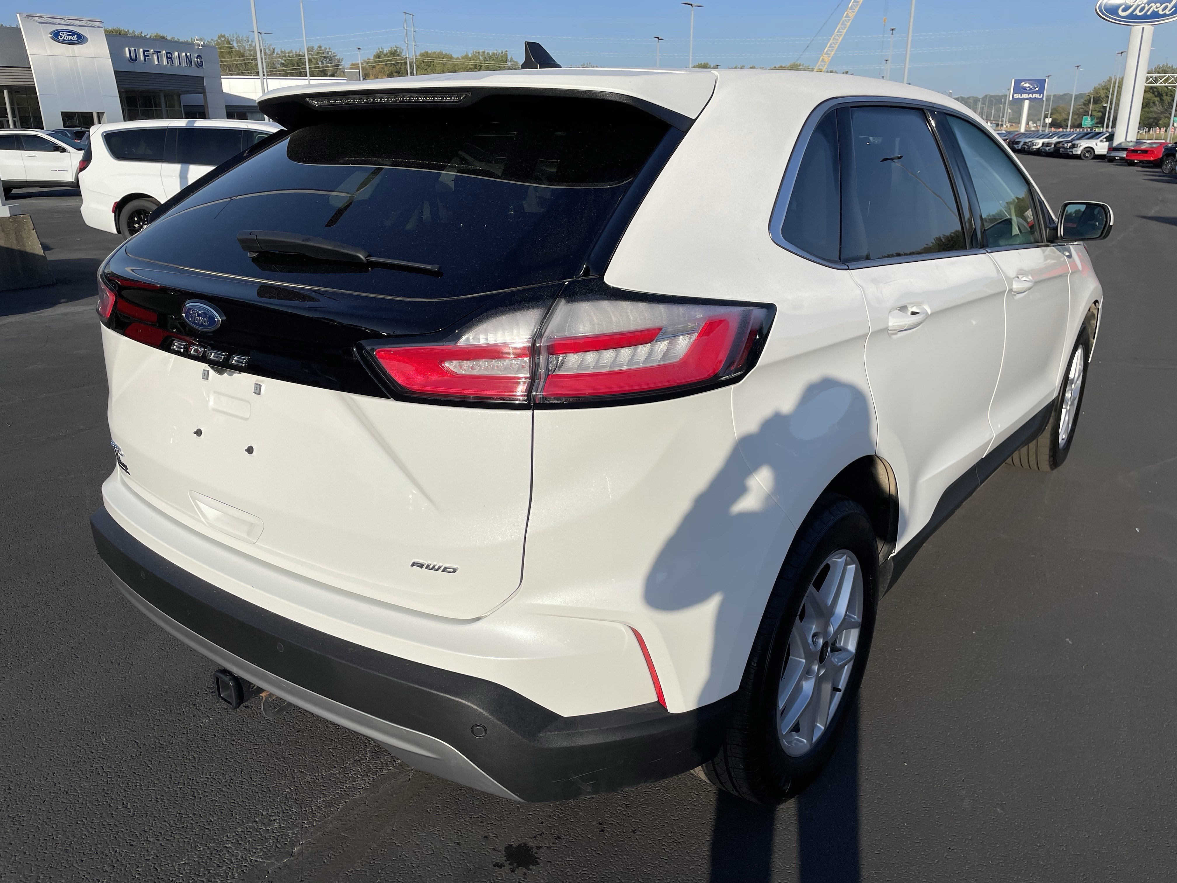 Used 2024 Ford Edge SEL w/ Convenience Package image 9