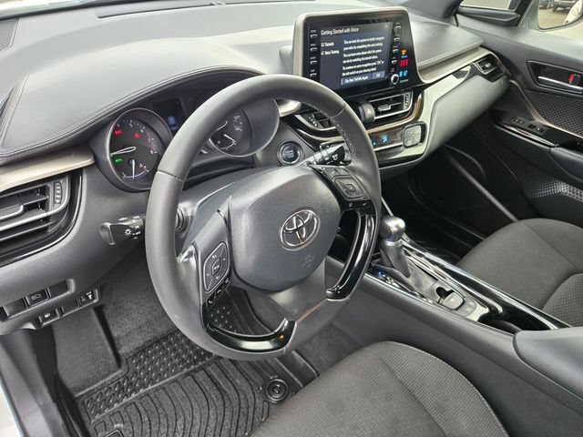 Used 2019 Toyota C-HR XLE FWD image 12