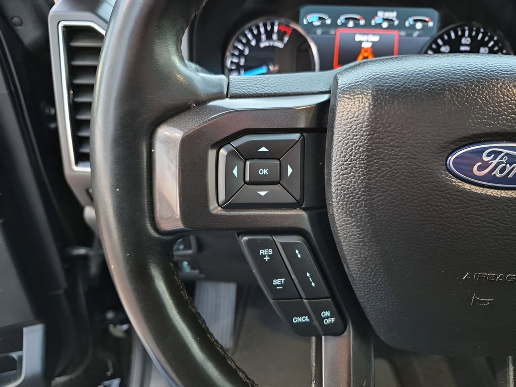 Used 2021 Ford Expedition Limited image 33