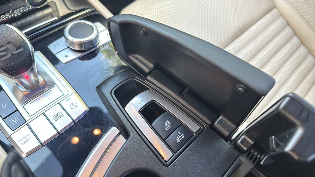 Used 2019 Mercedes-Benz SL 550 image 24