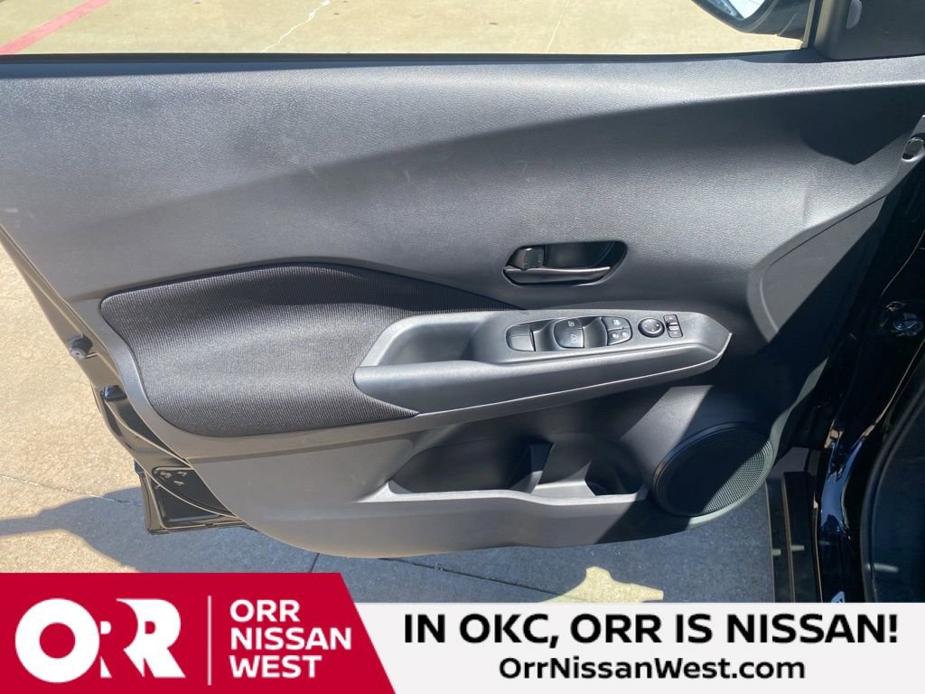 New 2025 Nissan Kicks Play S FWD image 12