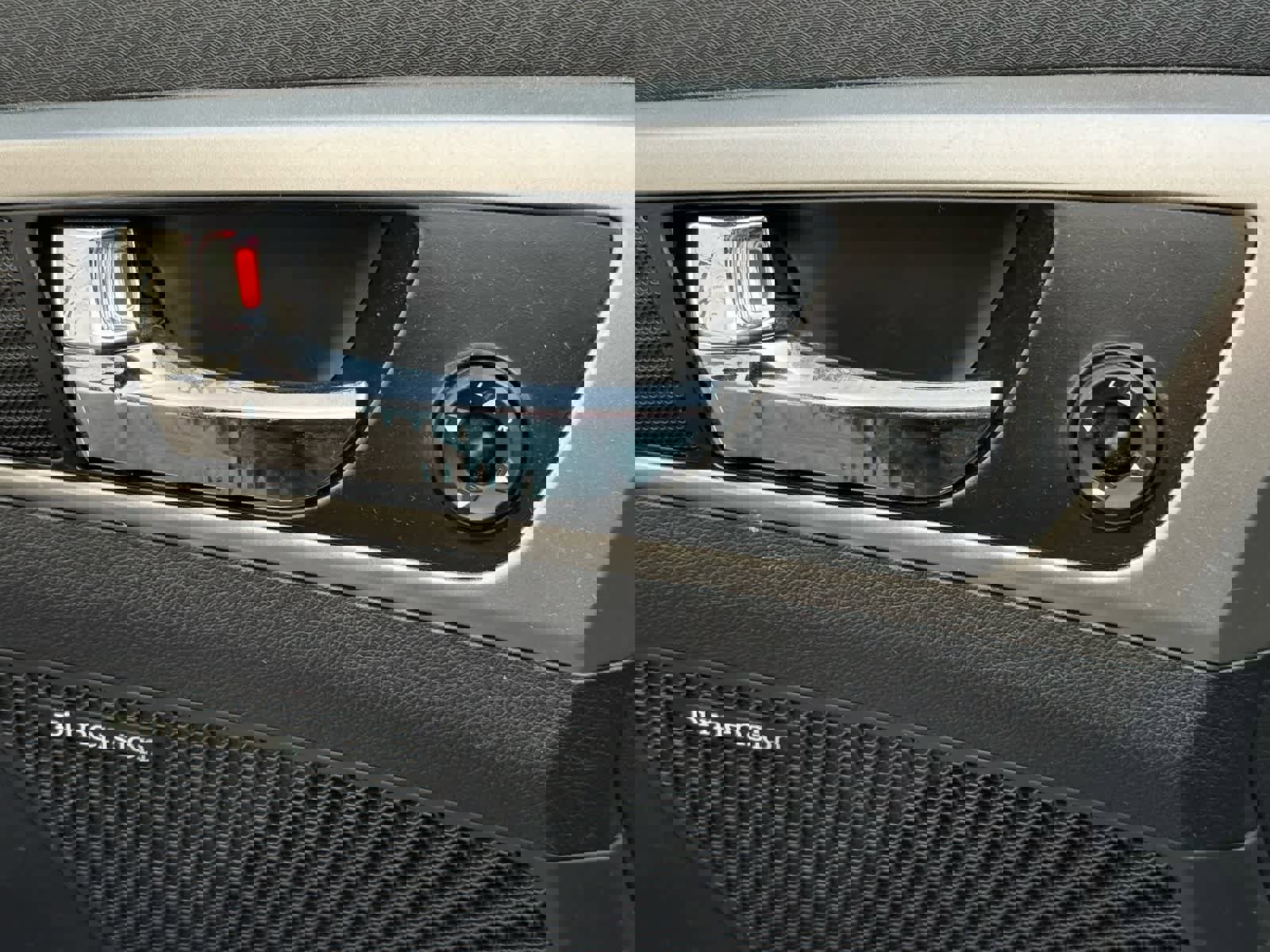 Used 2017 Hyundai Veloster Value Edition image 10