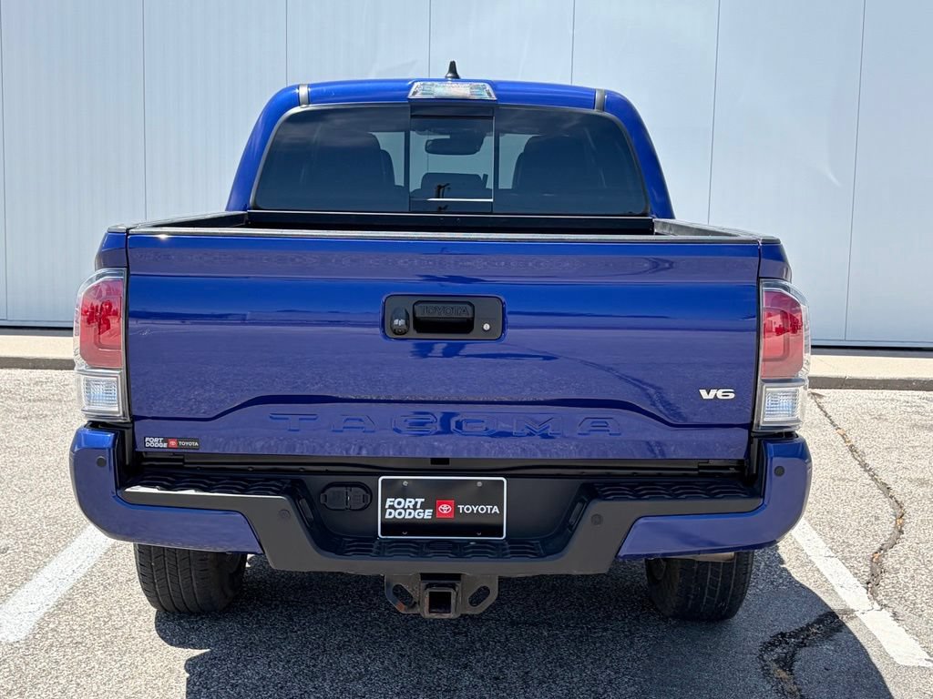 Used 2023 Toyota Tacoma TRD Off-Road w/ TRD Premium Off Road Package AWD/4WD image 5
