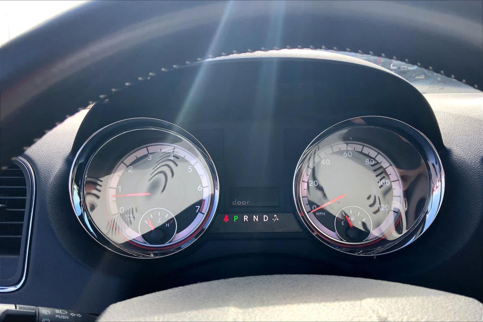 Used 2019 Dodge Grand Caravan SXT FWD image 26