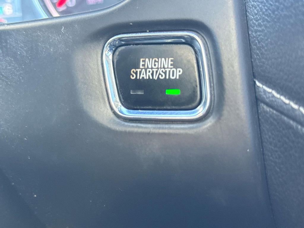 Used 2018 GMC Acadia SLT image 22