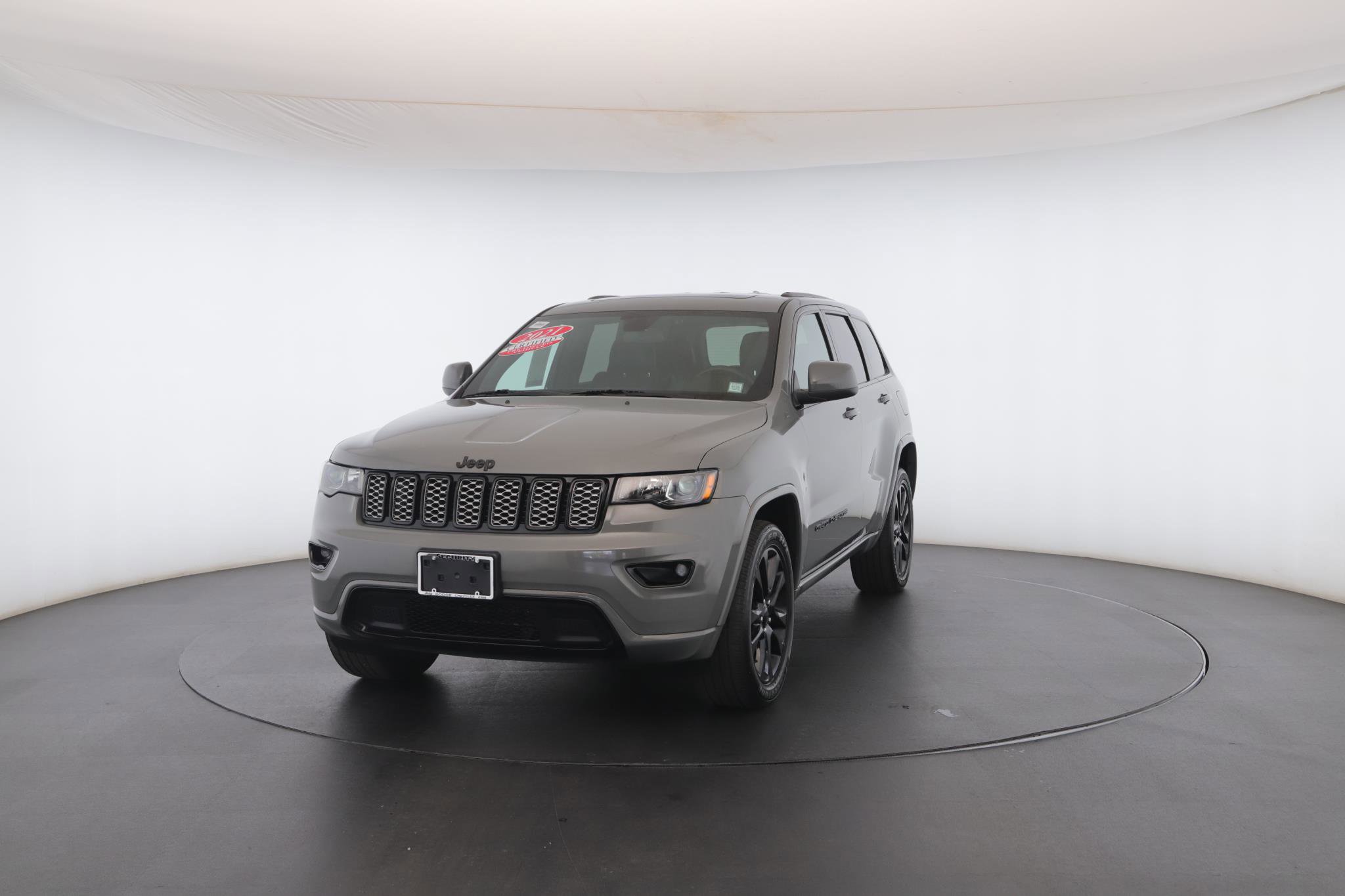 Used 2021 Jeep Grand Cherokee Laredo X image 41