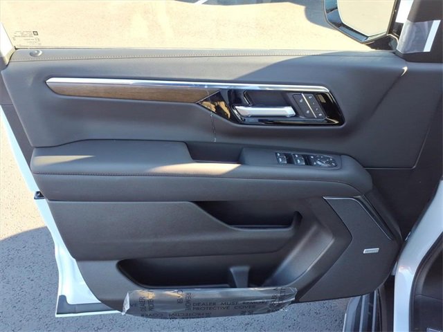 New 2026 Chevrolet Tahoe High Country w/ Sun And Tow Package image 10