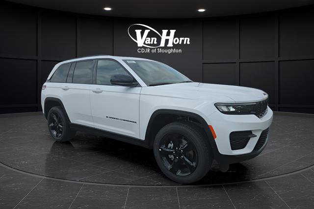 New 2025 Jeep Grand Cherokee Altitude image 42