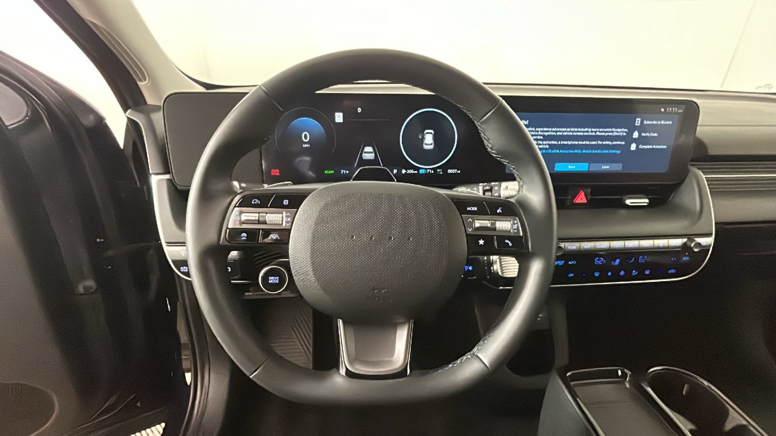 Used 2025 Hyundai Ioniq 5 SE RWD image 17